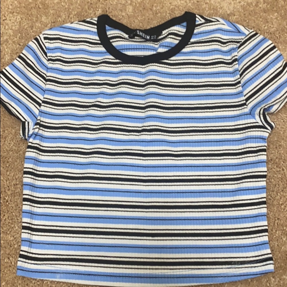 Cropped Tee